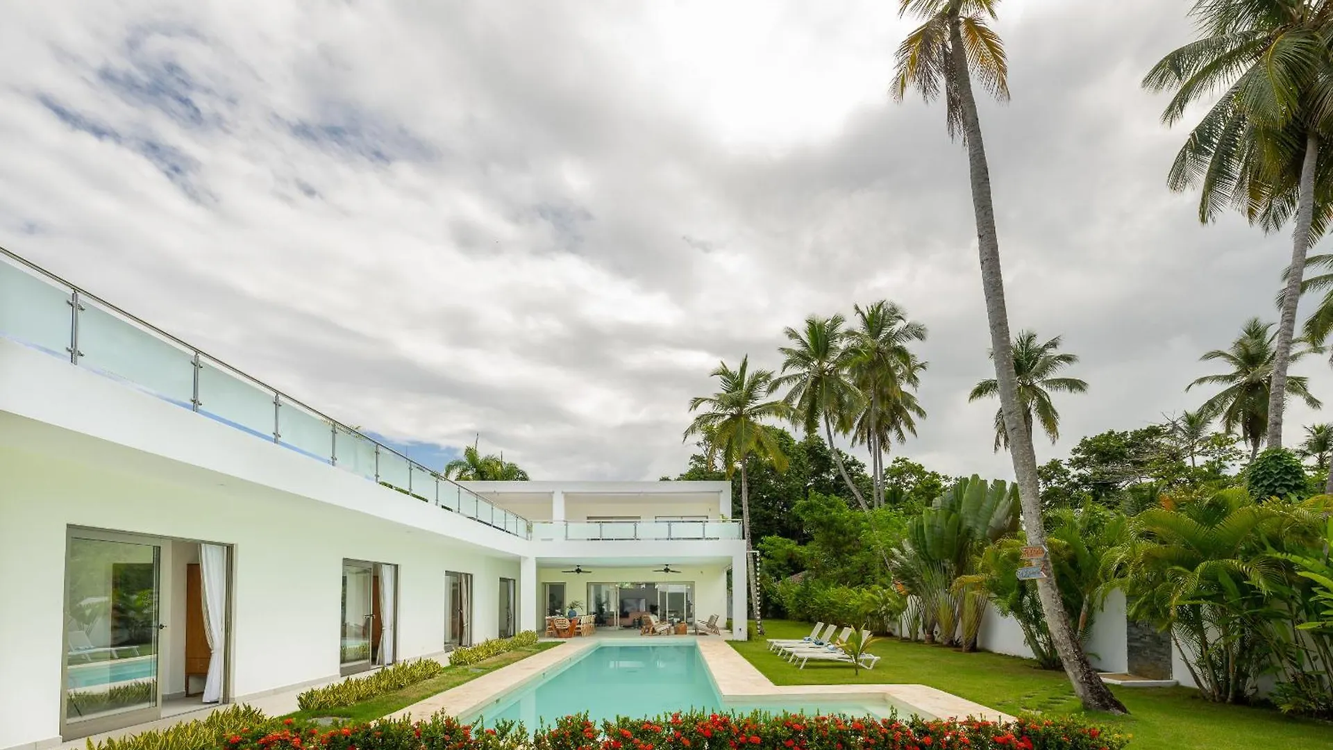Villa Calma, Luxury For Big Groups At The Beach With Large Pool Las Terrenas