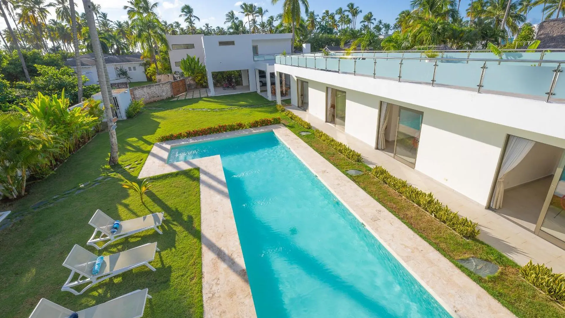 Villa Calma, Luxury For Big Groups At The Beach With Large Pool Las Terrenas