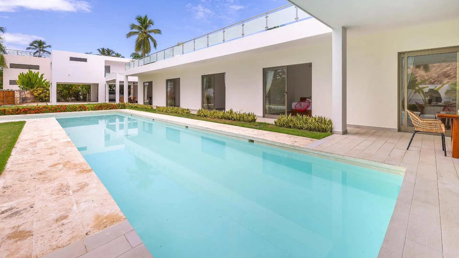 Villa Calma, Luxury For Big Groups At The Beach With Large Pool Лас Терренас
