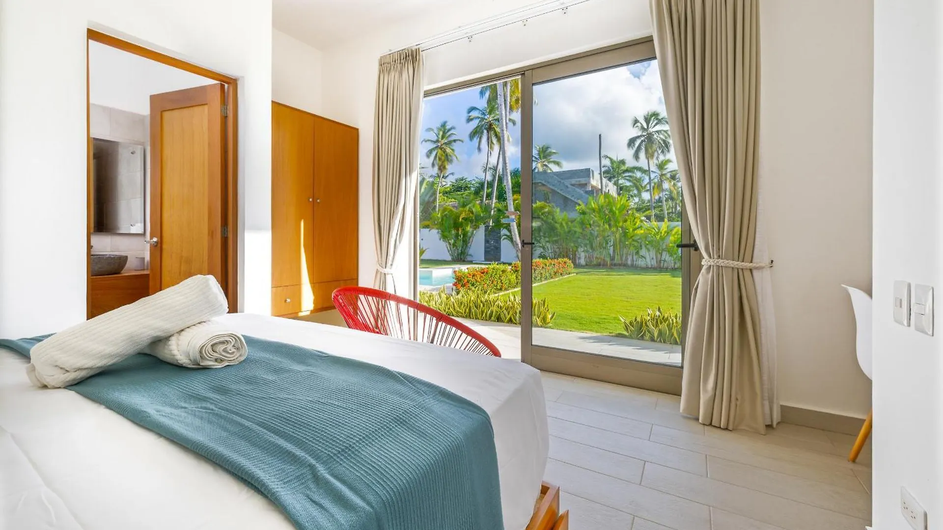 Villa Calma, Luxury For Big Groups At The Beach With Large Pool Лас Терренас 0*,